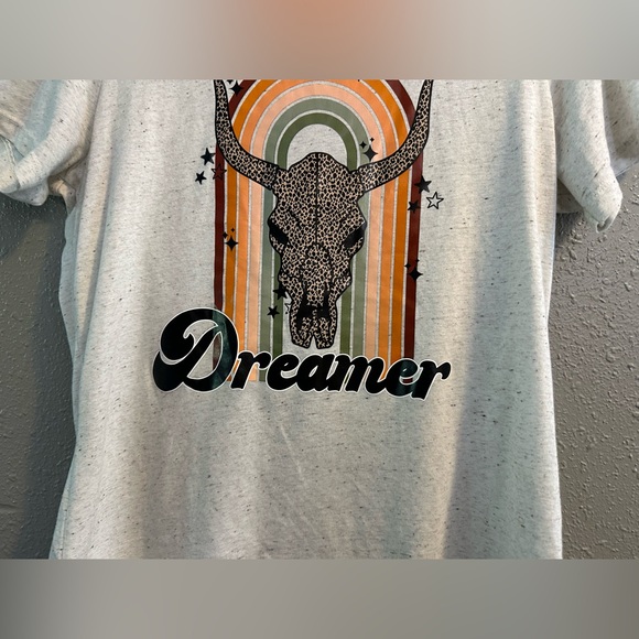 Dreamer Top T-Shirt Woman’s Size M Cream Boho Skull Graphic Tee Western Trendy - Picture 4 of 15